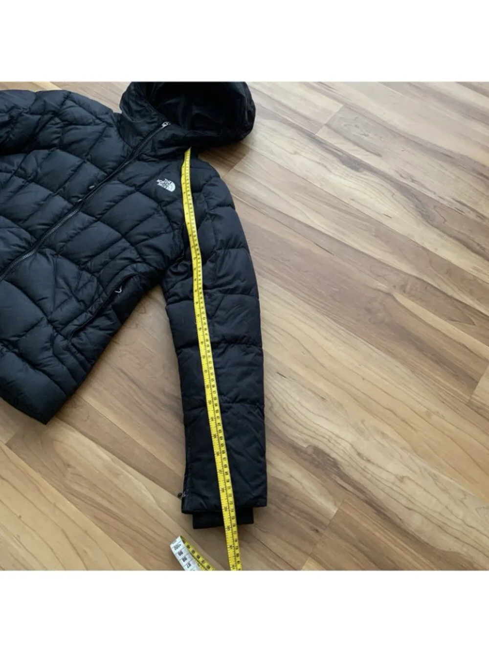 The North Face Women's Medium Black Aconcagua 3 Puffer Down Jacket READ